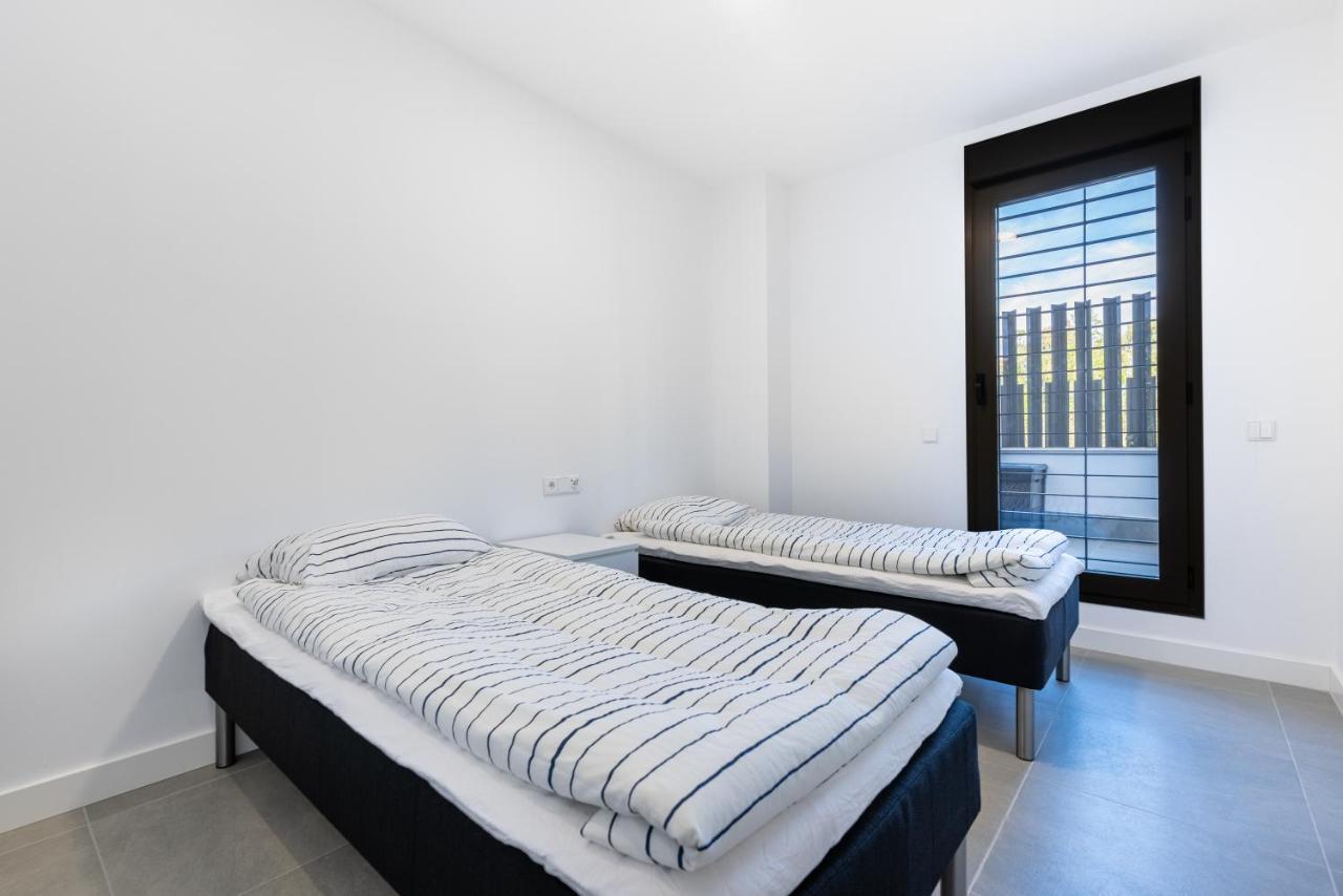 Beachfront Apartment 034 Торре-дель-Мар Экстерьер фото
